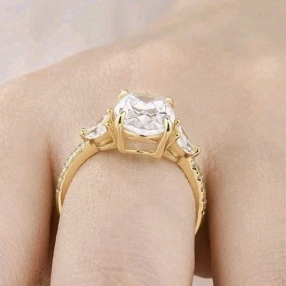 Maxine 3.5 Carat Oval Cut Cubic Zirconia Gold Plated 925 Engagement Ring, 4.5 - Picture 4 of 12
